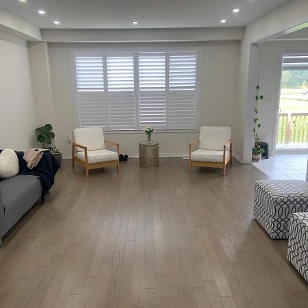 Niagara- Beautiful Cozy Sunfilled Big Complete House Minutes Drive From Falls Villa Thorold Екстериор снимка